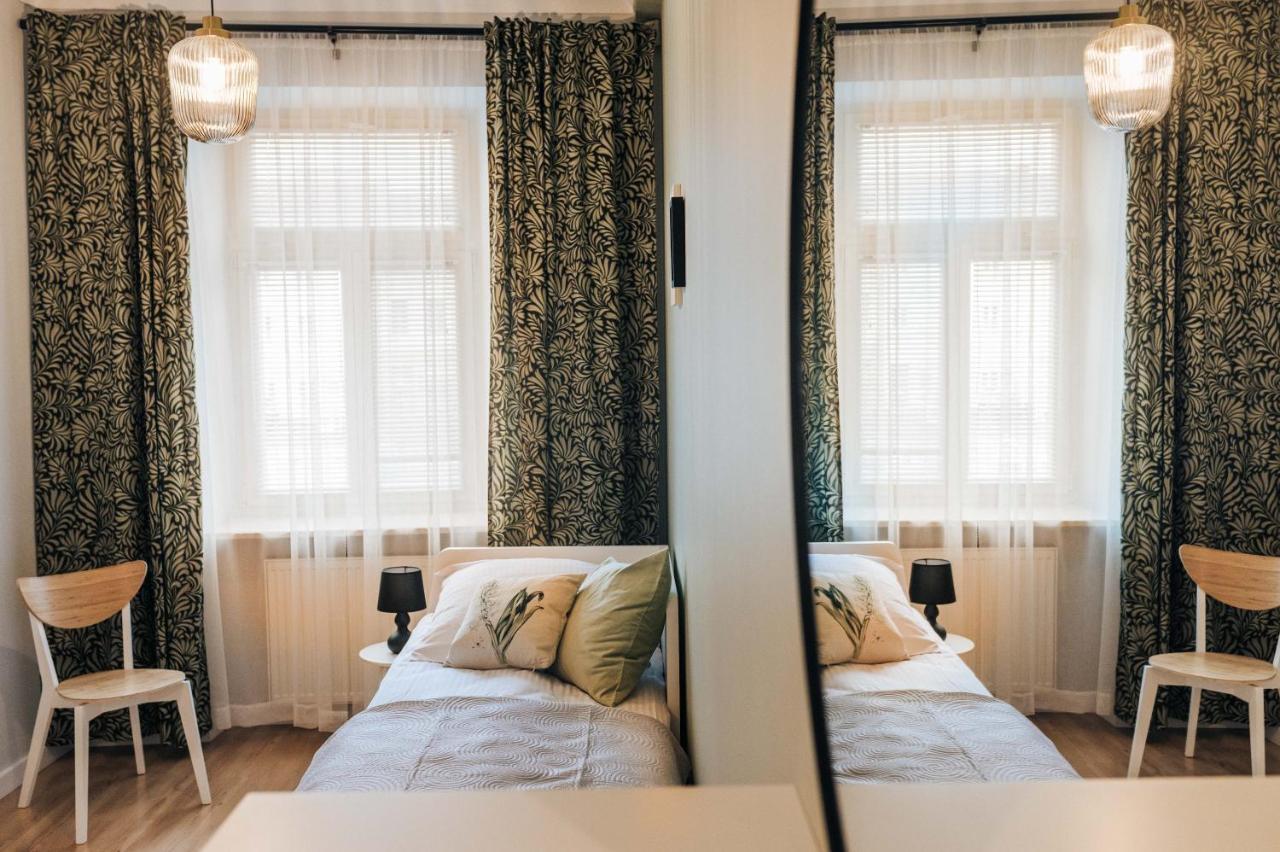 Optimal Apartment *