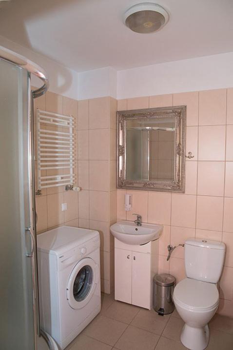 Optimal Apartment